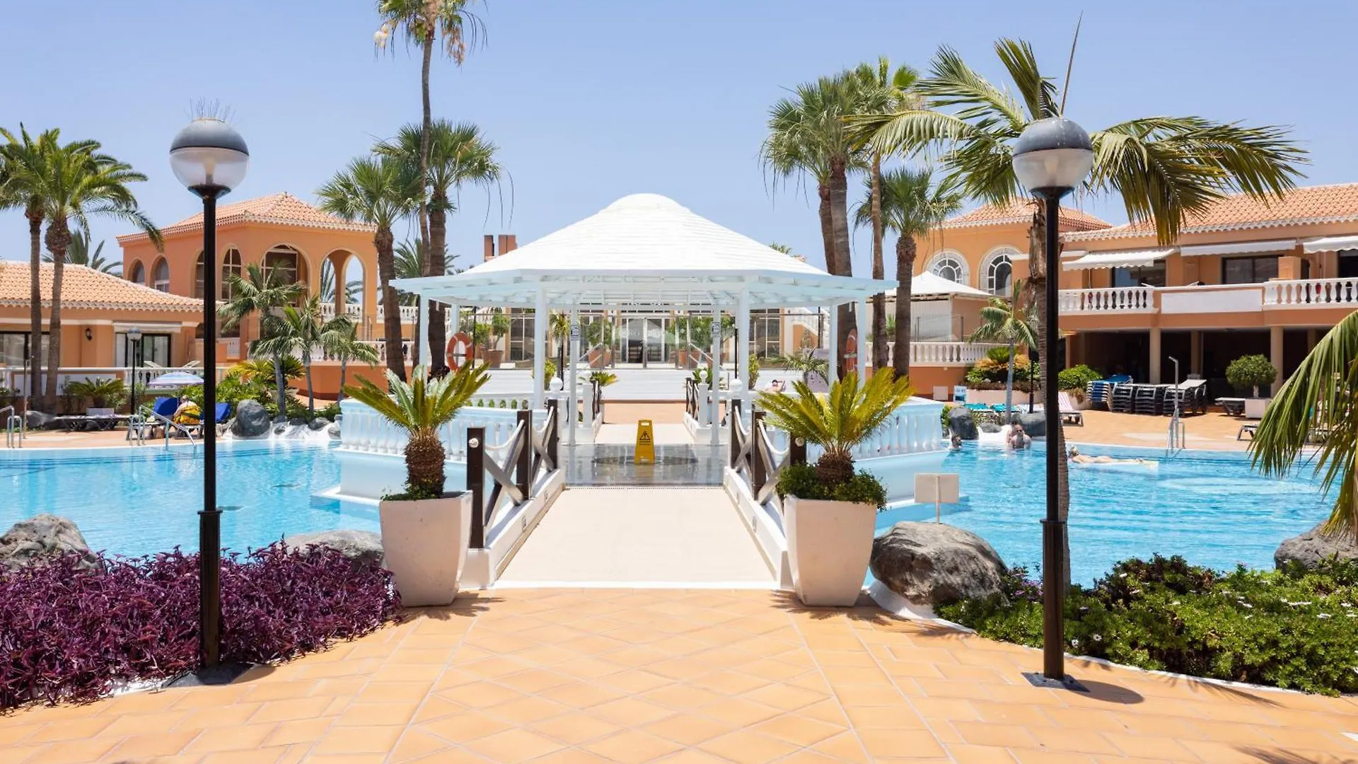 Home2Book Modern Seaview Apt & Pool, Las Americas プラヤ・デ・ラス・アメリカス